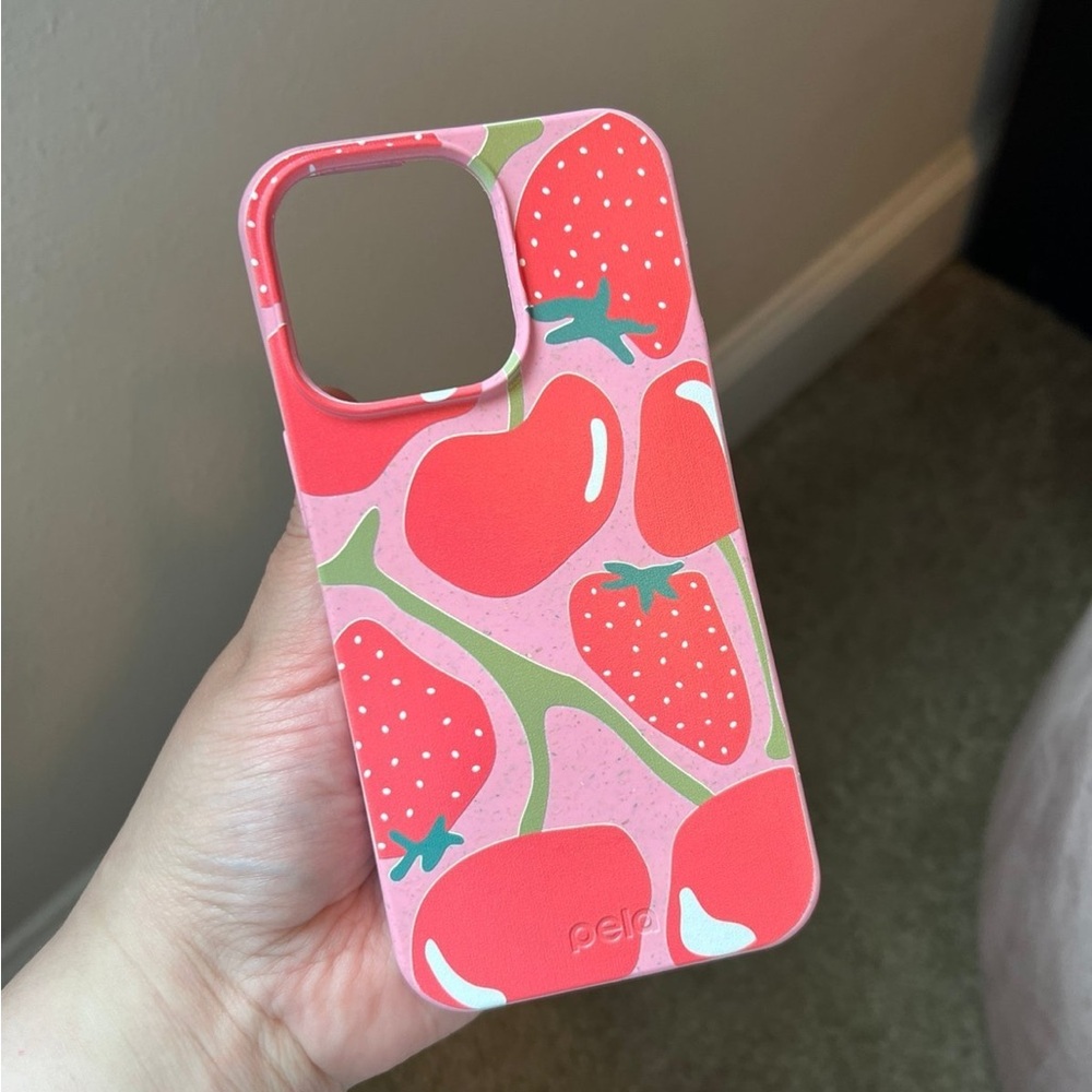 Pela IPhone 13 Pro Case